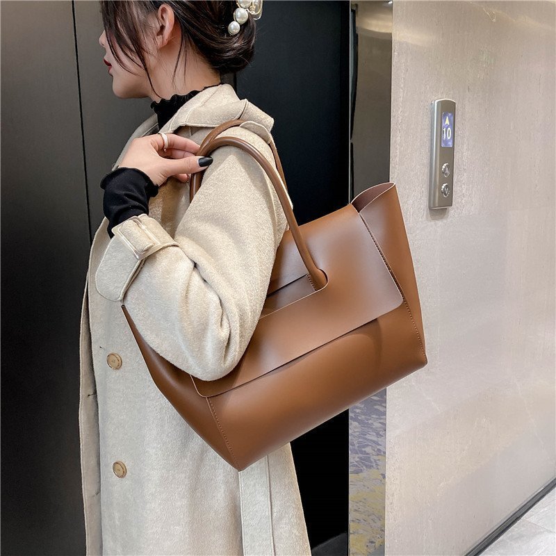 Calista | Le Caméléon du Style