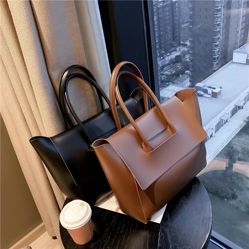 Calista | Le Caméléon du Style