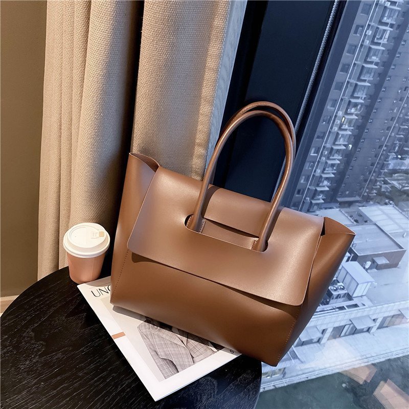 Calista | Le Caméléon du Style