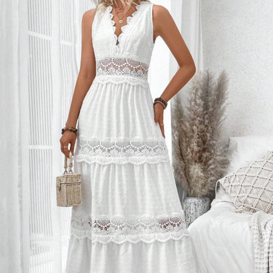 Robe Col V en Dentelle