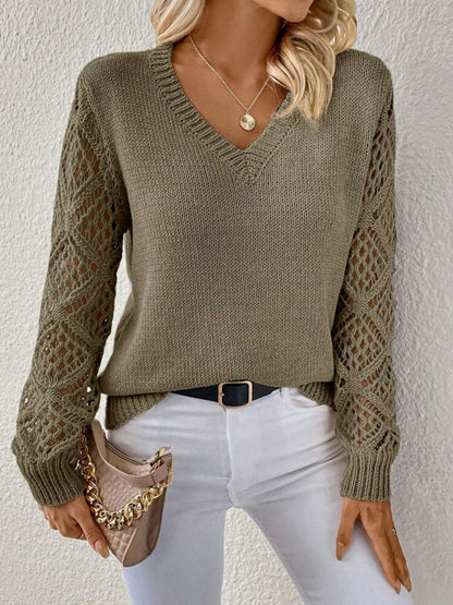 Pull  à Col V et Manches Ajourées